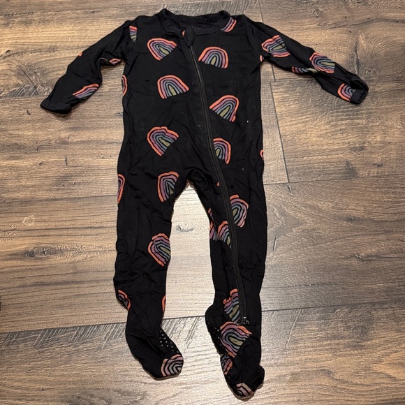 Kyte BABY Other - Kyte BABY Zip Footie - Clementine Rainbow PLAY